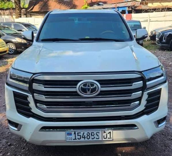 Toyota Land cruiser VXR 