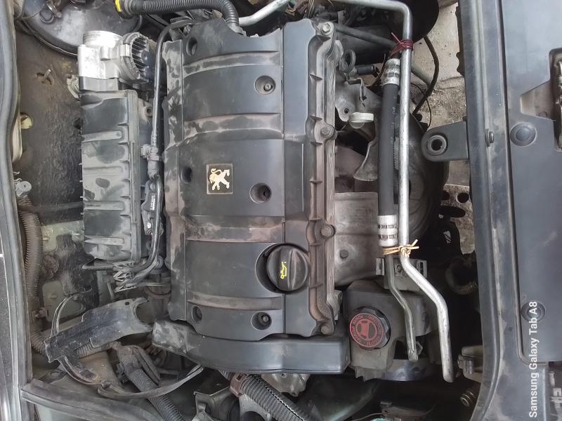 VOLANT MOTEUR PEUGEOT 206 AUTOMATIQUE ESSENCE 