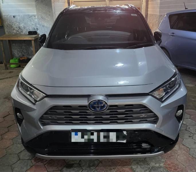 Toyota Newman rav 4 full option 2022