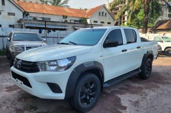 TOYOTA HILUX 2017 SANS PLAQUE A VENDRE 
