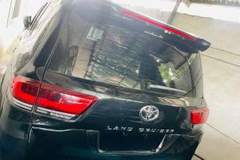 Toyota Land cruiser GXR 