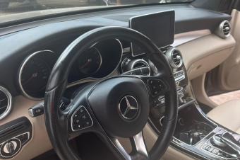 MERCEDES 4 MATIC GLC 300