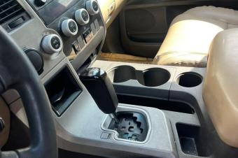 TOYOTA SQUOIA 