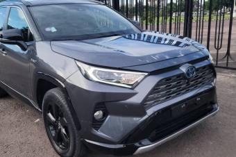 TOYOTA RAV4 HYBRIDE 2022 A VENDRE 