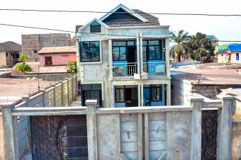 Un ARCHITECTE expriment a votre service.
