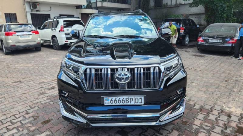 Toyota TXL 2022 full option 