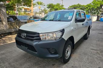 TOYOTA HILUX SANS PLAQUE A VENDRE 