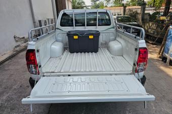TOYOTA HILUX SANS PLAQUE A VENDRE 