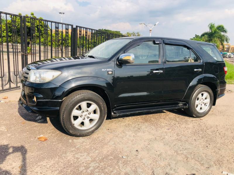Toyota fortuner 