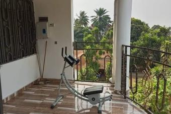 NGALIMABINZA PIGEON Appartement meubl dune chambre . A 60jour