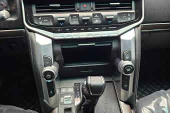 Toyota Land Cruiser VX.R  Modifier 2024