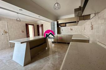 Location dune belle villa duplex des 3CHS autonomes 3 sjours annexe dune pice en tage gurite piscine buanderie etc. Ngaliema BinzaMacampagne route asphalte 
