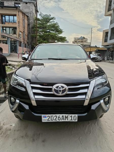 TOYOTA FORTUNER AUTHENTIQUE 2019