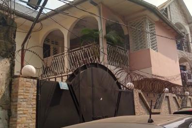 immobilier_vente_location Gracieux business   