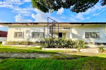 VENTE DUNE SUBLIME PROPRIETE PRIVEE DE 1.674M