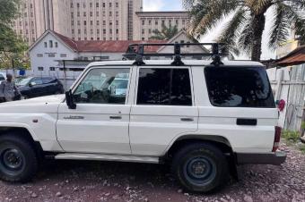 TOYOTA LAND CRUISER A VENDRE 