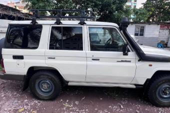TOYOTA LAND CRUISER A VENDRE 
