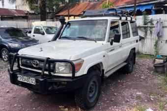 TOYOTA LAND CRUISER A VENDRE 