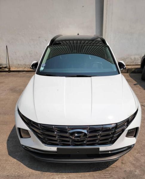 Hyundai Tucson 2023 full option Kinshasa vente 