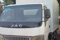 Camion Jac à vendre  automobile_motos_velos_engins_et_pieces