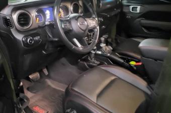 Jeep wrangler  2021 essence   Sans plaque  Couleur dorigine  Climatis  Prix  37.000  discut  Localisation appel 