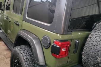 Jeep wrangler  2021 essence   Sans plaque  Couleur dorigine  Climatis  Prix  37.000  discut  Localisation appel 