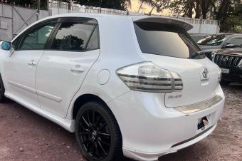 TOYOTA BLAD A VENDRE 