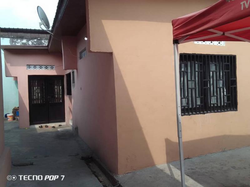 VENTE PARCELLE  BON MARCH LIBANAIS COMMUNE DE BARUMBU 