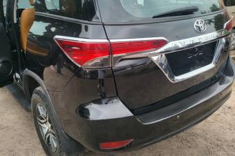 Toyota Fortuner vente jeep Kinshasa 