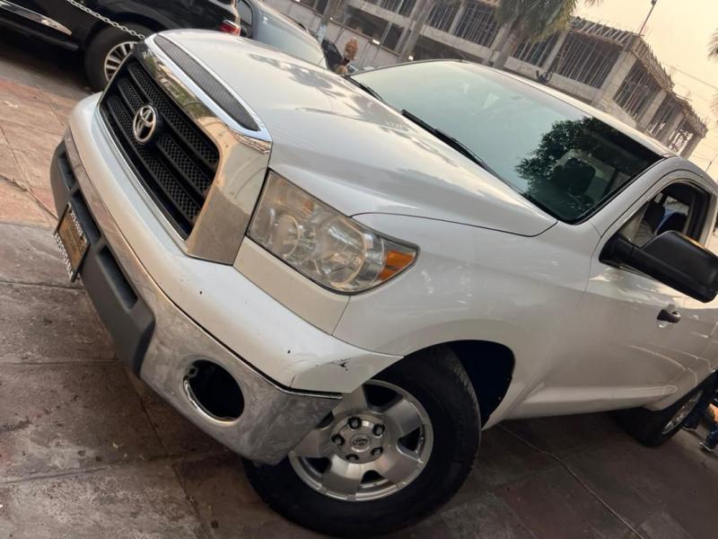 TOYOTA TUNDRA A VENDRE 