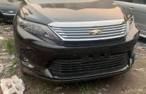 Toyota harrier nouveau sans plaque couleur d'origine climatisation impeccable moteur impeccable automatique essence 4-cylinder année de fabrication 2018 volant droit Prix 18500 à d mediacongo