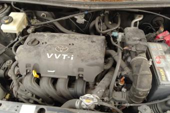 Toyota IST couleur dorigine sans plaque climatisation impeccable tout ok prix 5800