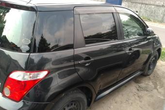 Toyota IST couleur dorigine sans plaque climatisation impeccable tout ok prix 5800