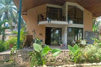 GS13IMMO SARL met  votre disposition la vente de cette magnifique villa QMimosas CNgaliema. Rf Alimentation SK. Dimension 2440M. Prix 695.000  discuter.  vous 