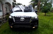 Toyota Fortuner sans plaque couleur d'origine année 2023 avec traction  Prix 55000$ mediacongo