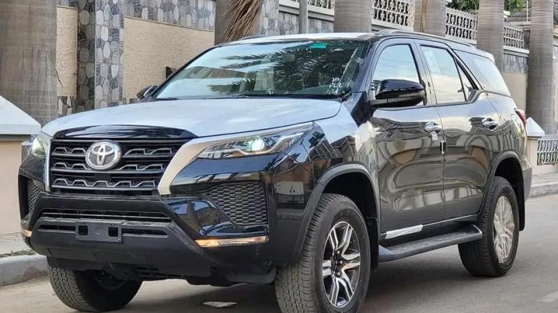 Toyota Fortuner 2024
