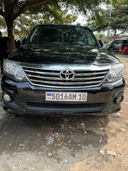 TOYOTA FORTUNER A VENDRE 