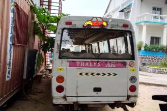 Bus Mitsubishi Rosa