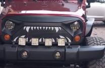 Wrangler 2018 Sans plaque couleur d'origine  Tout fonctionne très bien ordinaire  Automatique essence 4-cylinder  Année 2018 Climatisation impeccable  Prix 25000$ à discuter  mediacongo