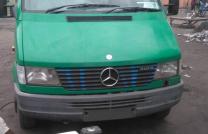 Mercedes sprinter  Sans plaque  Moteur impeccable  Tout fonctionne très bien  Prix :12000$ à discuter mediacongo