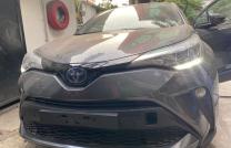 Toyota CH-R hybride  Sans plaque  Essence  Automatique  Kilométrage 13000 km 4 cylindre  Prix :14500$  mediacongo