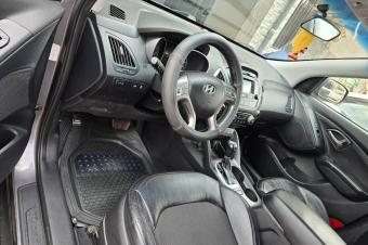 Hyundai TUCSON automatique   anne 2014  essence  moteur 4 cylindre  full options  climatisation ok Prix  12.500 azwi sikoyo  Localisation bandal  Offre semi directe 24381585801