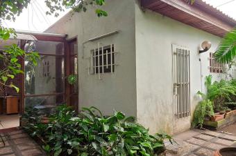 Location Magnifique villa avec piscine disponible immdiatement 