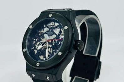 mode_habillement_bijoux_montres_chaussures_lunettes Anonyme  