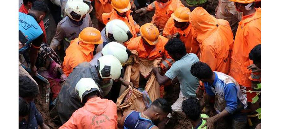 Inde : des glissements de terrain survenus aujourd'hui dans le sud du pays ont fait au moins 36 morts et de nombreux blessés, selon les autorités locales