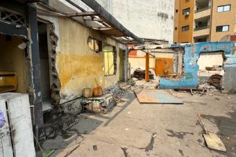 PARCELLE  VENDRE  GOMBE NON LOIN DU BOULEVARD 
