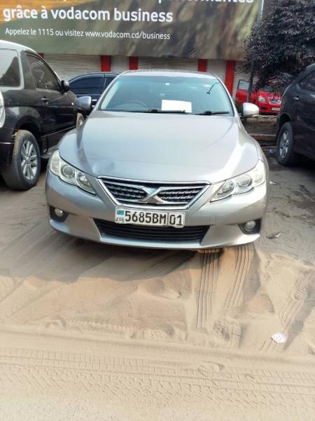 Toyota mark x nouveau  Couleur dorigine  Kilomtrage faible  Climatisation impeccable  Tout est ok  Prix 8000  Contact 0828482474 