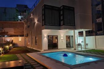 Magnifique villa  vendre  gombe sur haut commandement 