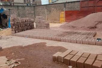 ESPACE MISE EN LOCATION SUR MACADAM  LIMETE 1 RE RUE FUNA TRS BON ENDROIT