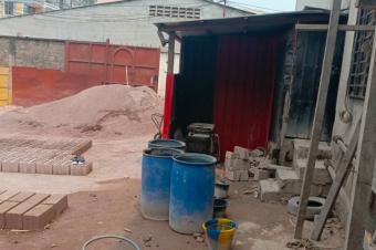 ESPACE MISE EN LOCATION SUR MACADAM  LIMETE 1 RE RUE FUNA TRS BON ENDROIT